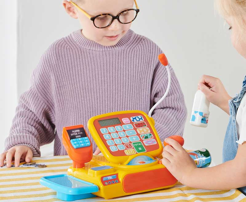 Casdon Toy Cash Register with Calculator, Chip & Pin Card Reader and Accessories ā Supermarket Role Play (Ages 3+)