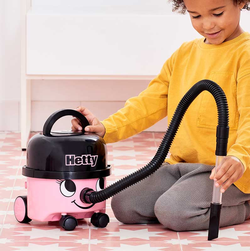 Casdon Hetty Toy Vacuum Cleaner โ Real Working Suction Cleaning Toy (Ages 3+)